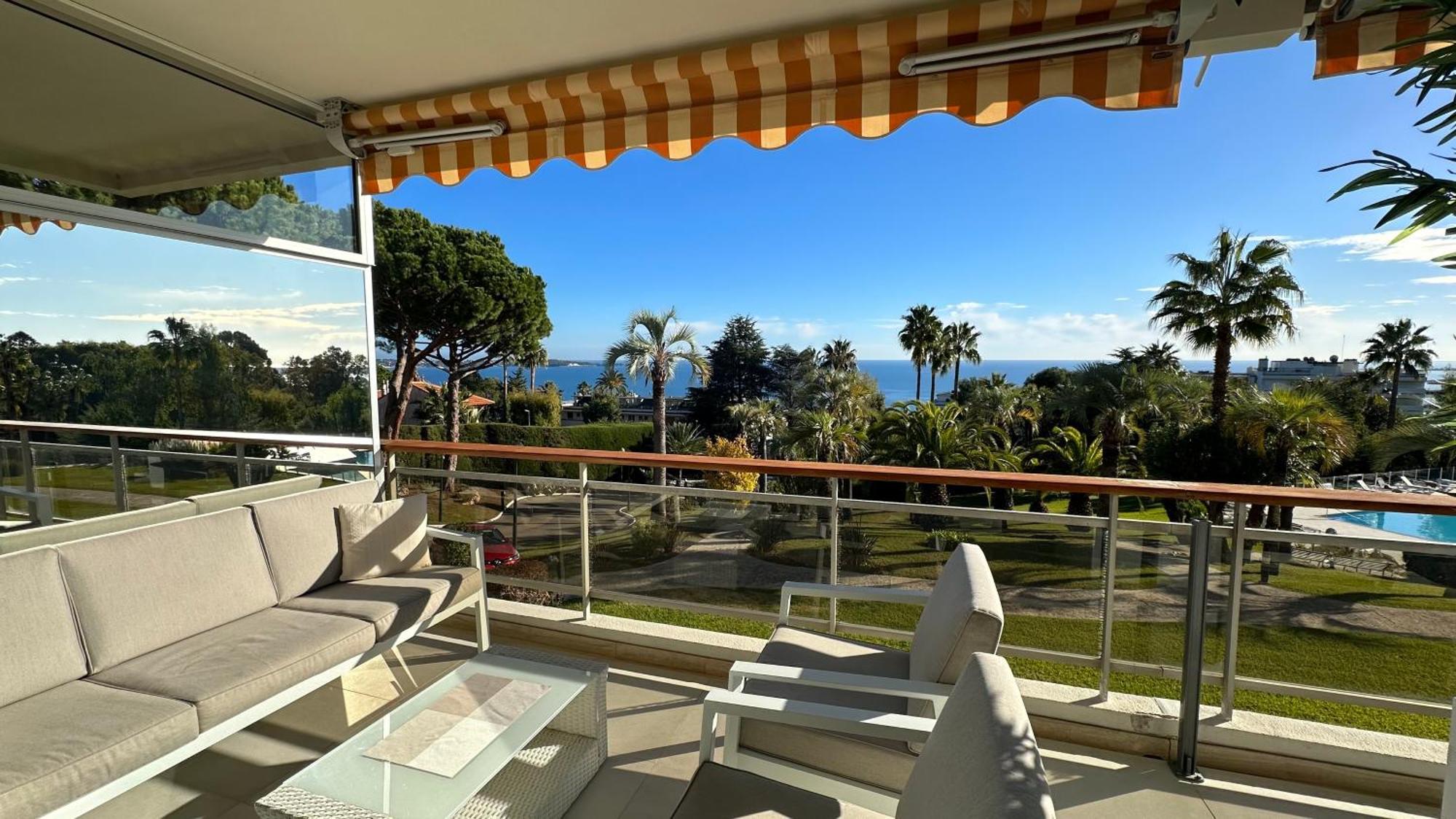 Appartement 2 Chambres Vue Mer Panoramique, Proche Croisette Cannes Vallauris Bagian luar foto