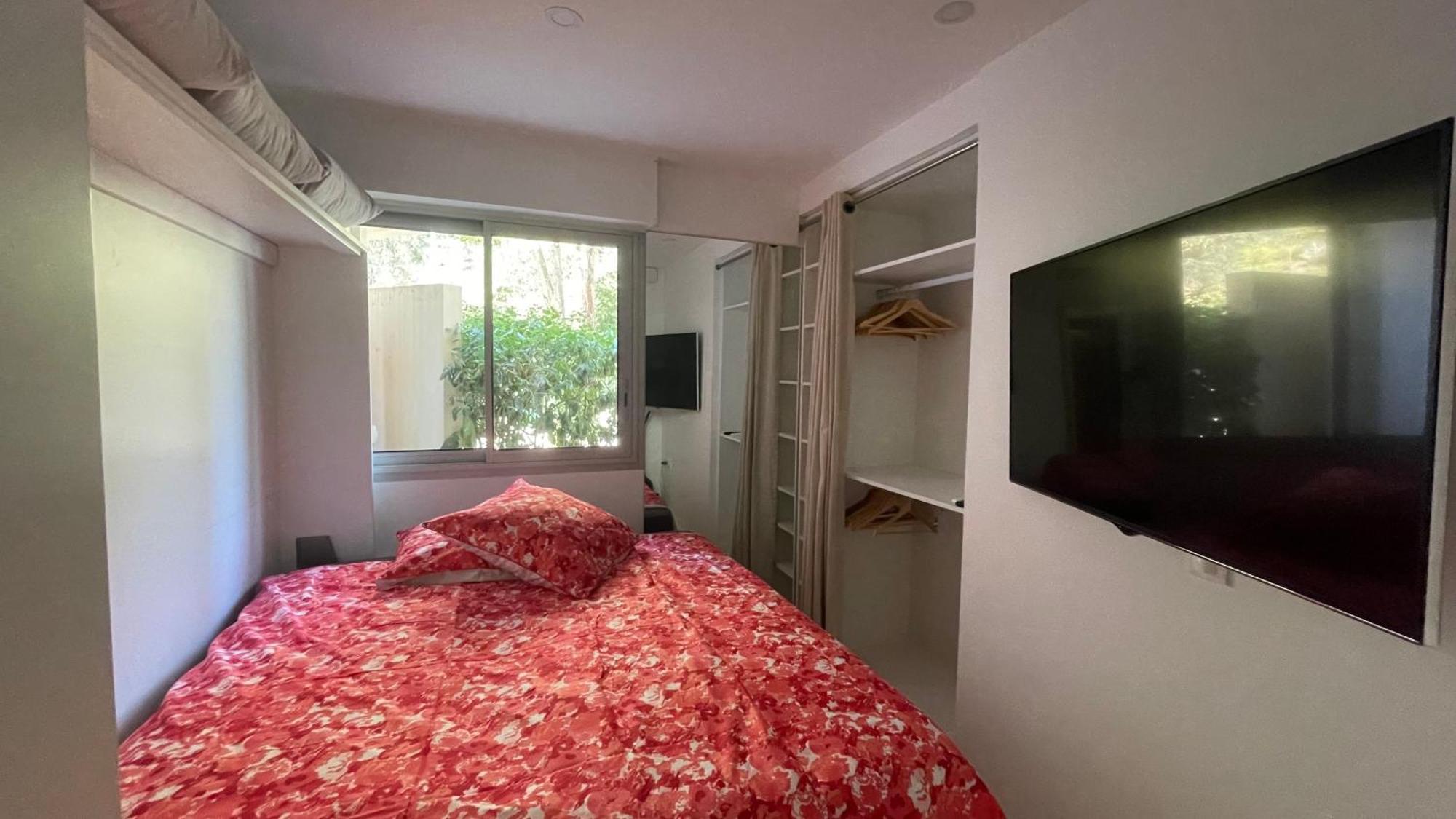 Appartement 2 Chambres Vue Mer Panoramique, Proche Croisette Cannes Vallauris Bagian luar foto